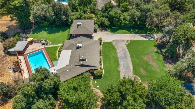 $824,000 | 5481 East Geary Avenue, Fresno, CA 93727