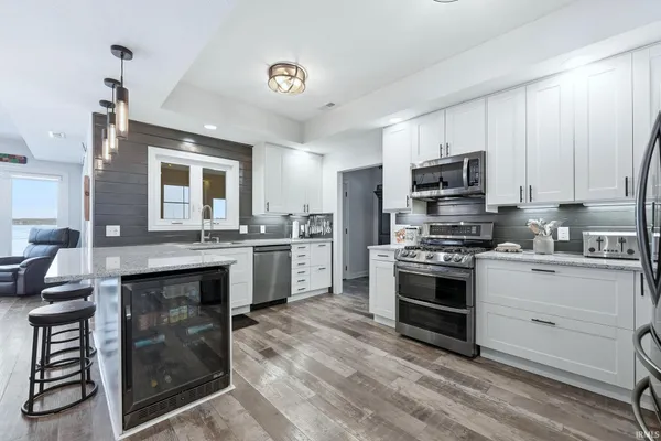 $1,260,000 | 1255 Lane 280 Hamilton Lake, Hamilton, IN 46742