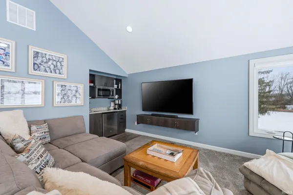 $1,260,000 | 1255 Lane 280 Hamilton Lake, Hamilton, IN 46742