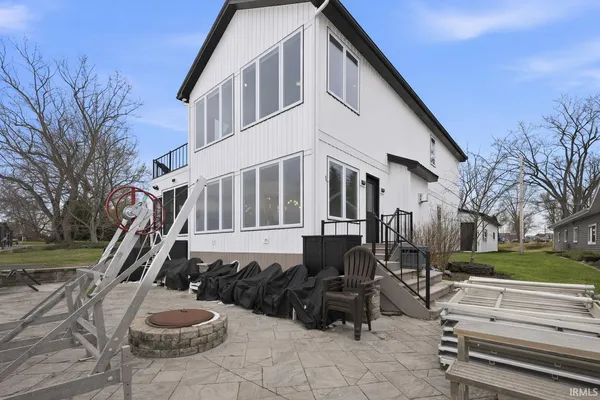 $1,260,000 | 1255 Lane 280 Hamilton Lake, Hamilton, IN 46742