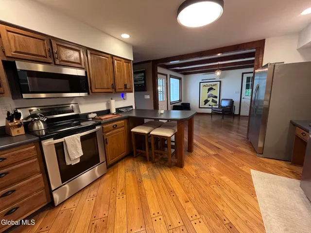 $499,999 | 9048 Highway 66, Poestenkill, NY 12018