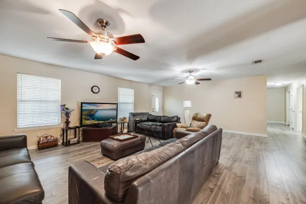 $399,000 | 6633 Frank Reeder Road, Pensacola, FL 32526