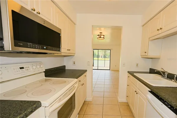 $1,700 | 4625 Longwater Chase, Unit 113, Sarasota, FL 34235