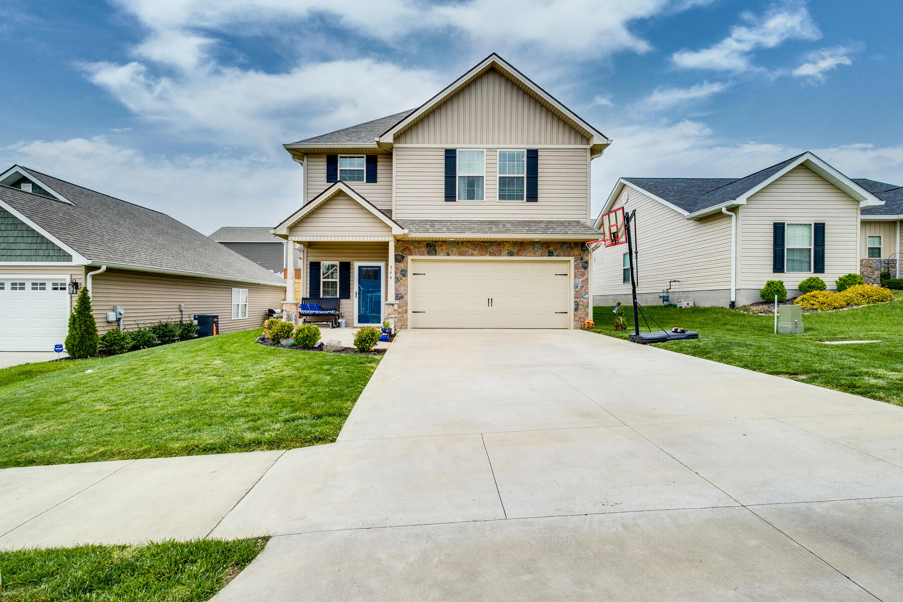 544 Suffolk Road Johnson City, TN 37615 - Photo 1 of 41 001