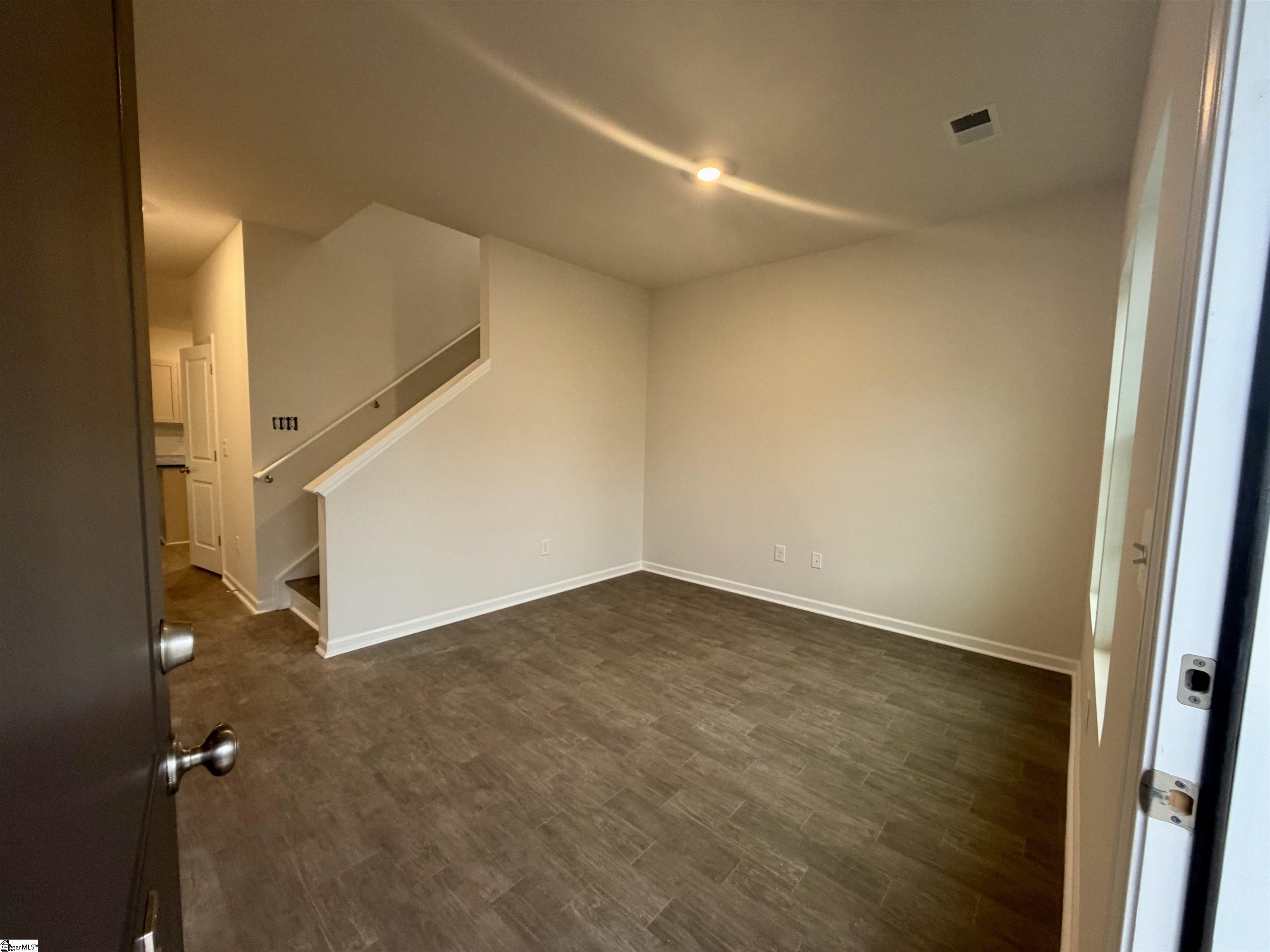 12115 Lansbury Drive Inman, SC 29349 - Photo 4 of 36