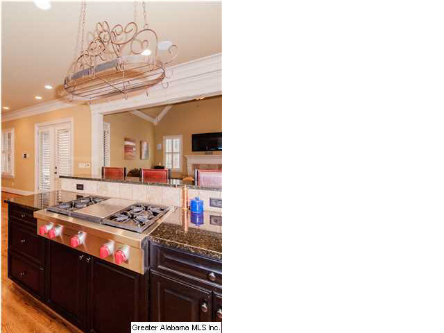 1925 Wellington Road Homewood, AL 35209 - Photo 9 of 32