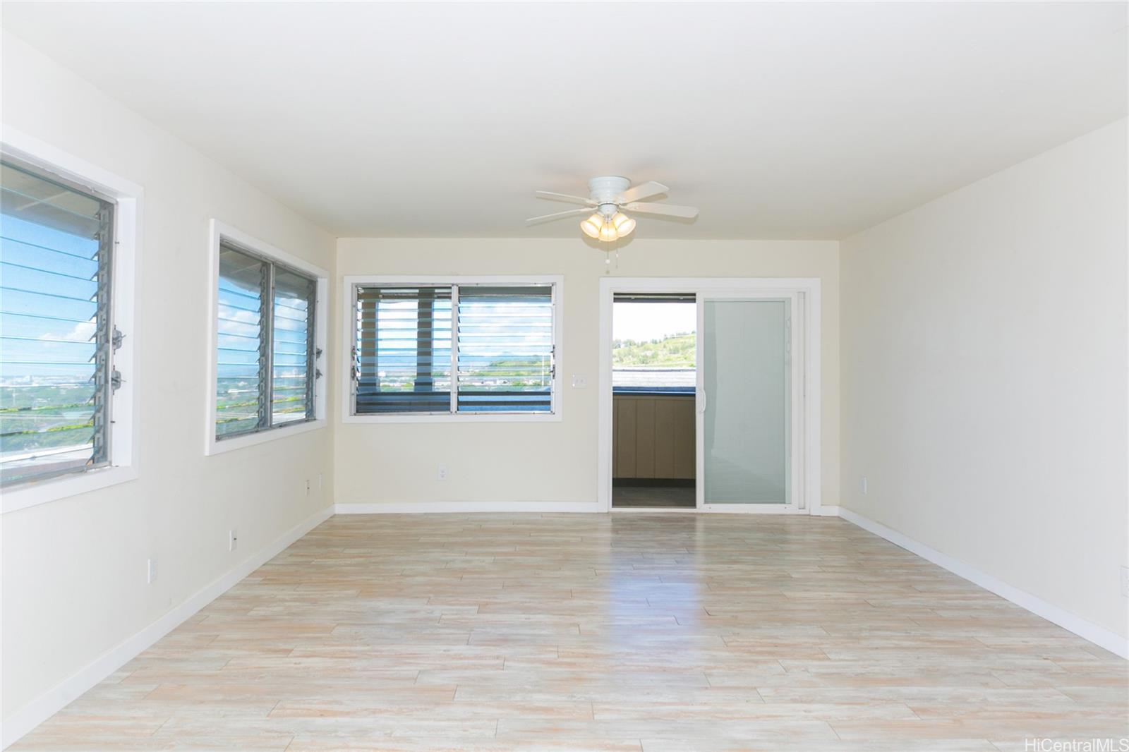 1915 Kalihi Street, Unit TOP Honolulu, HI 96819 - Photo 14 of 22