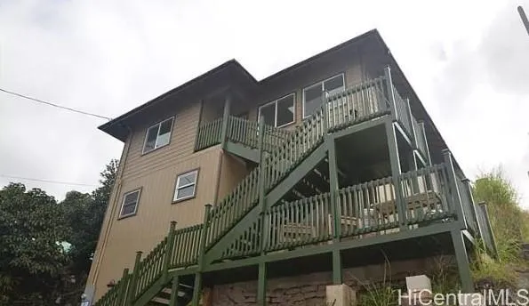 $2,450 | 1915 Kalihi Street, Unit TOP, Honolulu, HI 96819
