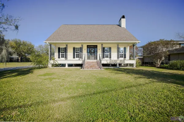 $499,000 | 2843 Lee Drive, Pierre Part, LA 70339