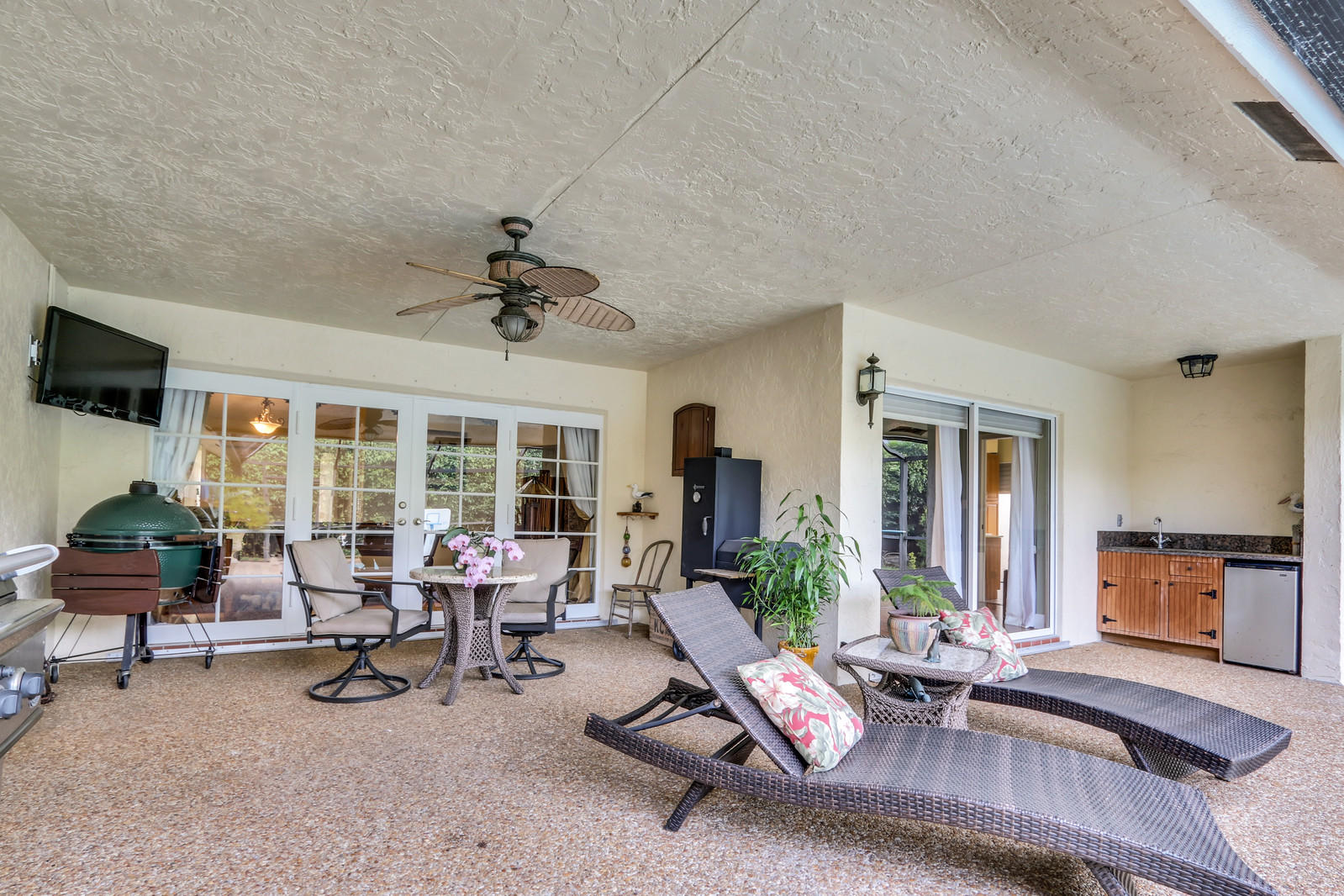 2415 Northwest 40th Circle Boca Raton, FL 33431 - Photo 21 of 33 GREAT FOR ENTERTAINING!