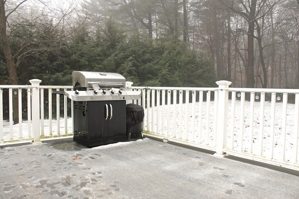 44 Crest Road Lynnfield, MA 01940 - Photo 26 of 28 Gallery Image 26