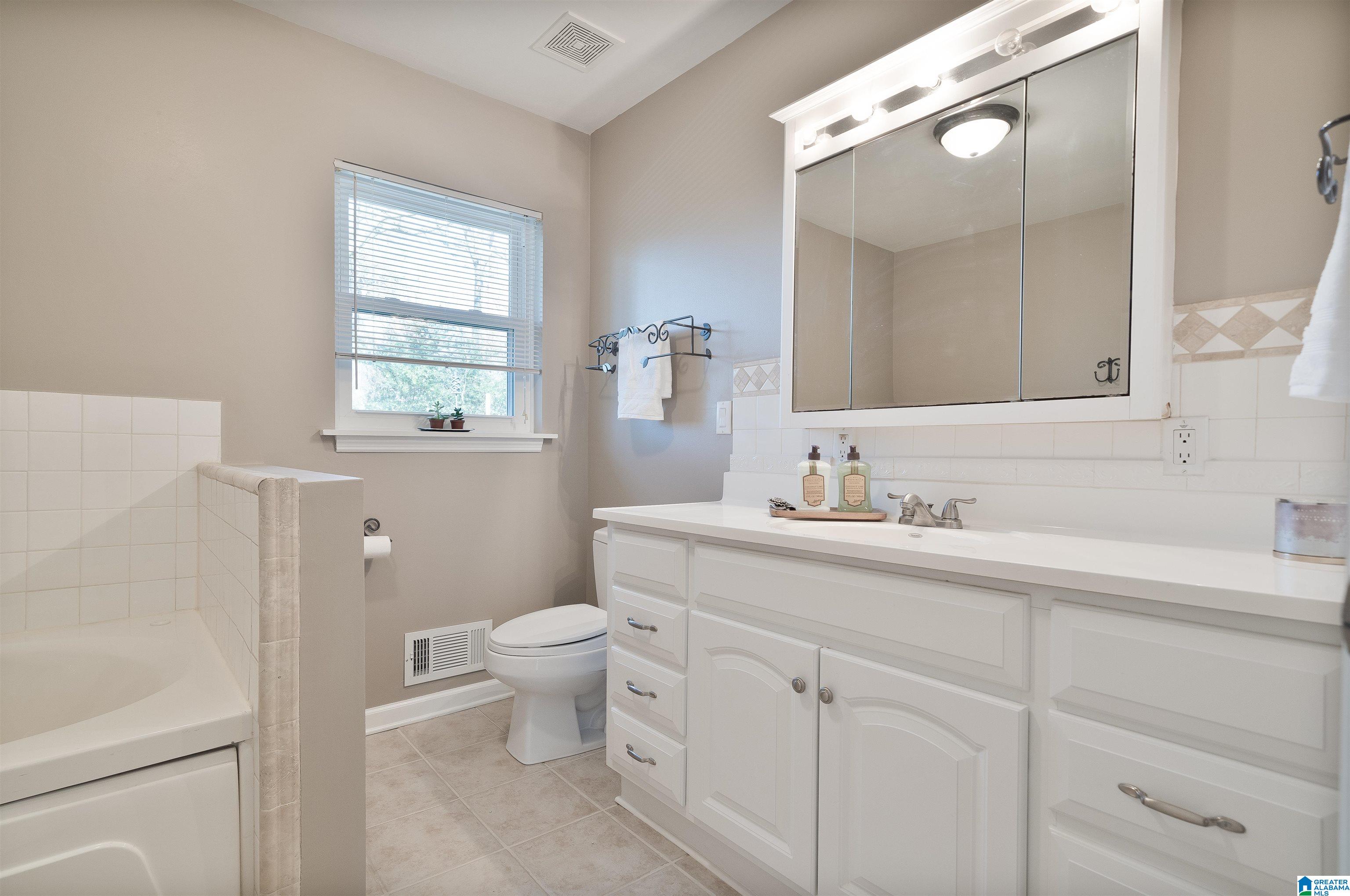 324 Hunter Road Gardendale, AL 35071 - Photo 22 of 37