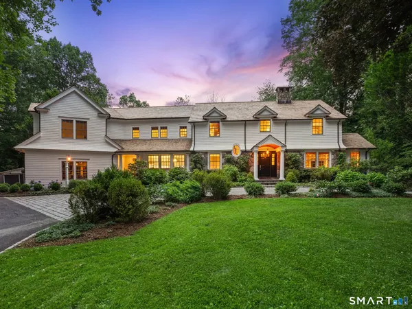 $4,790,000 | 8 Haskell Lane, Darien, CT 06820
