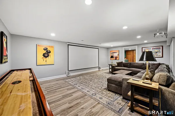 $4,790,000 | 8 Haskell Lane, Darien, CT 06820