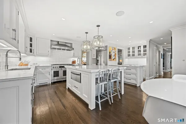 $4,790,000 | 8 Haskell Lane, Darien, CT 06820