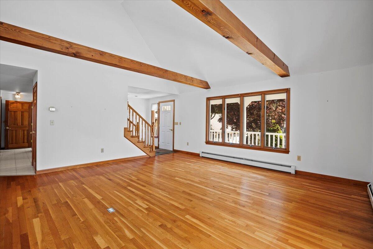 37 Kenwood Road Pocasset, MA 02559 - Photo 13 of 50 19-0048