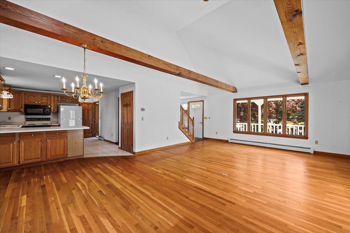 37 Kenwood Road Pocasset, MA 02559 - Photo 19 of 50 27-0069
