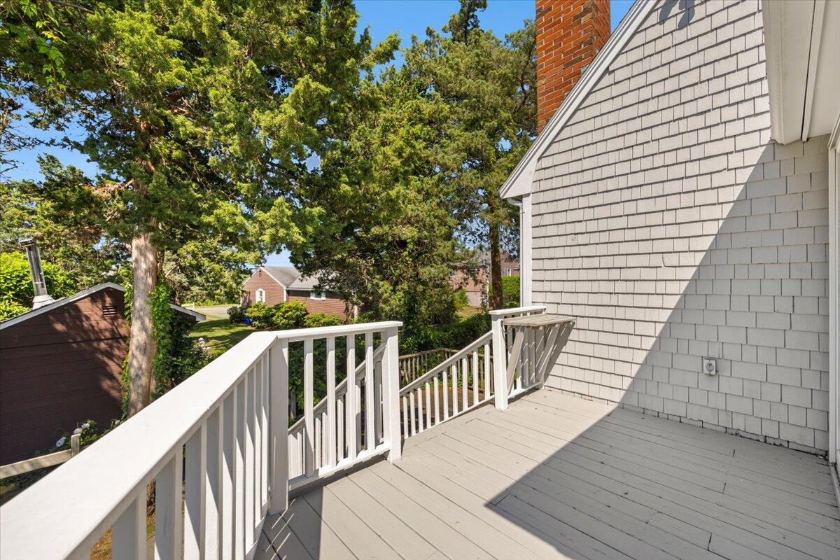 37 Kenwood Road Pocasset, MA 02559 - Photo 44 of 50 60-0165