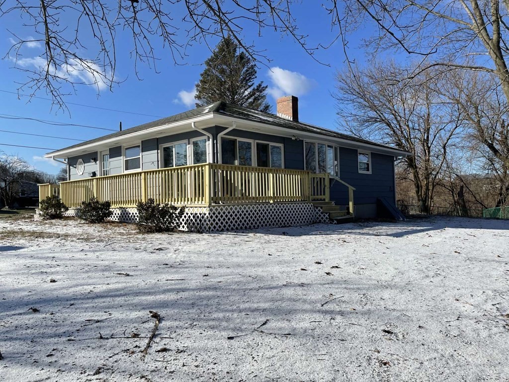 74 Cliffside Road Lowell, MA 01852 - Photo 3 of 13 Gallery Image 3