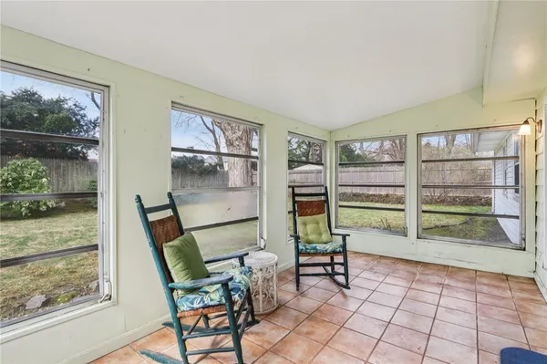 $339,000 | 117 Haverhill Avenue, Warwick, RI 02886