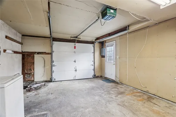 $339,000 | 117 Haverhill Avenue, Warwick, RI 02886