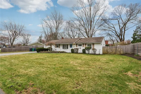 $339,000 | 117 Haverhill Avenue, Warwick, RI 02886