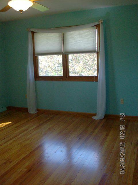 1365 Ridgecrest Drive Clinton, IA 52732 - Photo 5 of 17 Gallery Image 5
