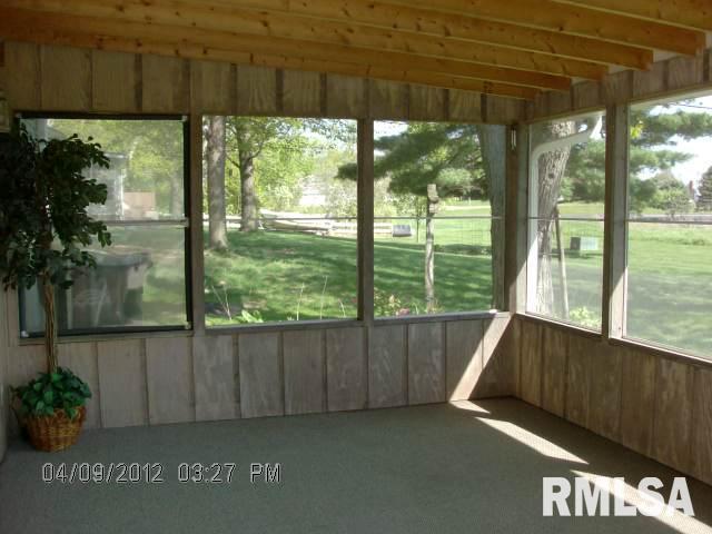 1365 Ridgecrest Drive Clinton, IA 52732 - Photo 9 of 17 Gallery Image 9