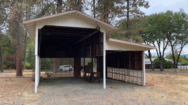 1740 Summit Loop Grants Pass, OR 97527 - Photo 19 of 39 SMALL BARN