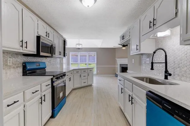 $2,745 | 1937 Ada Lane, Memphis, TN 38016