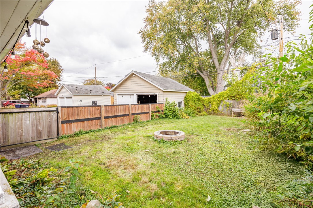 654 Laurelton Road Irondequoit, NY 14609 - Photo 39 of 41