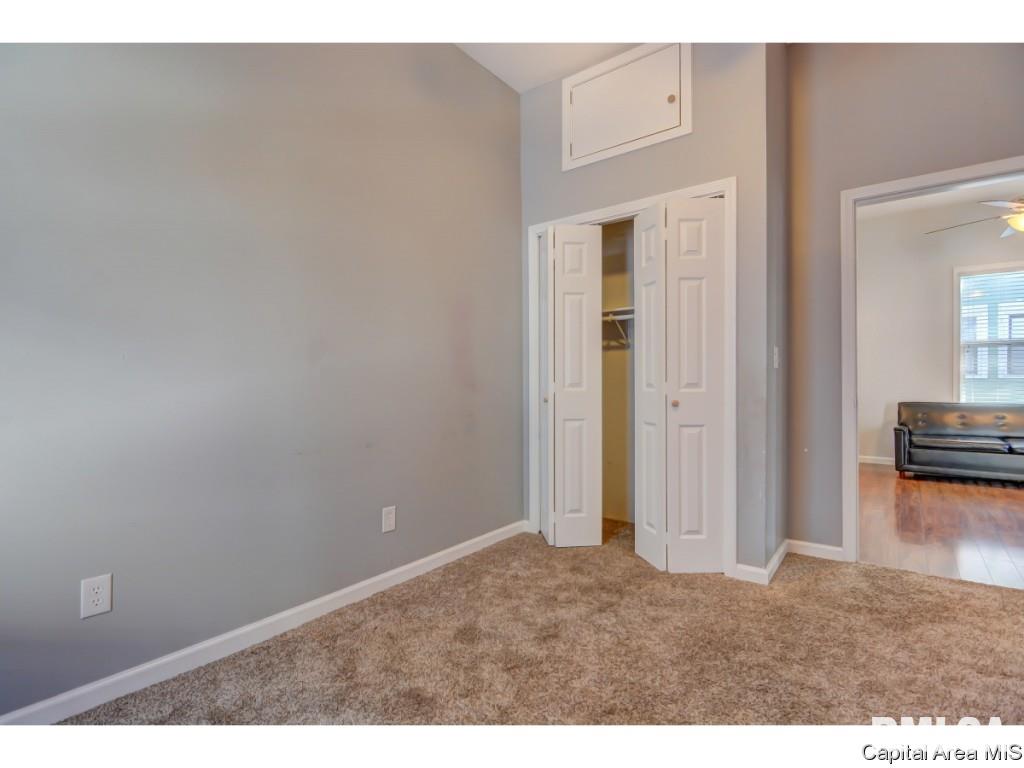 1125 West Elliott Avenue Springfield, IL 62702 - Photo 19 of 31 Gallery Image 19