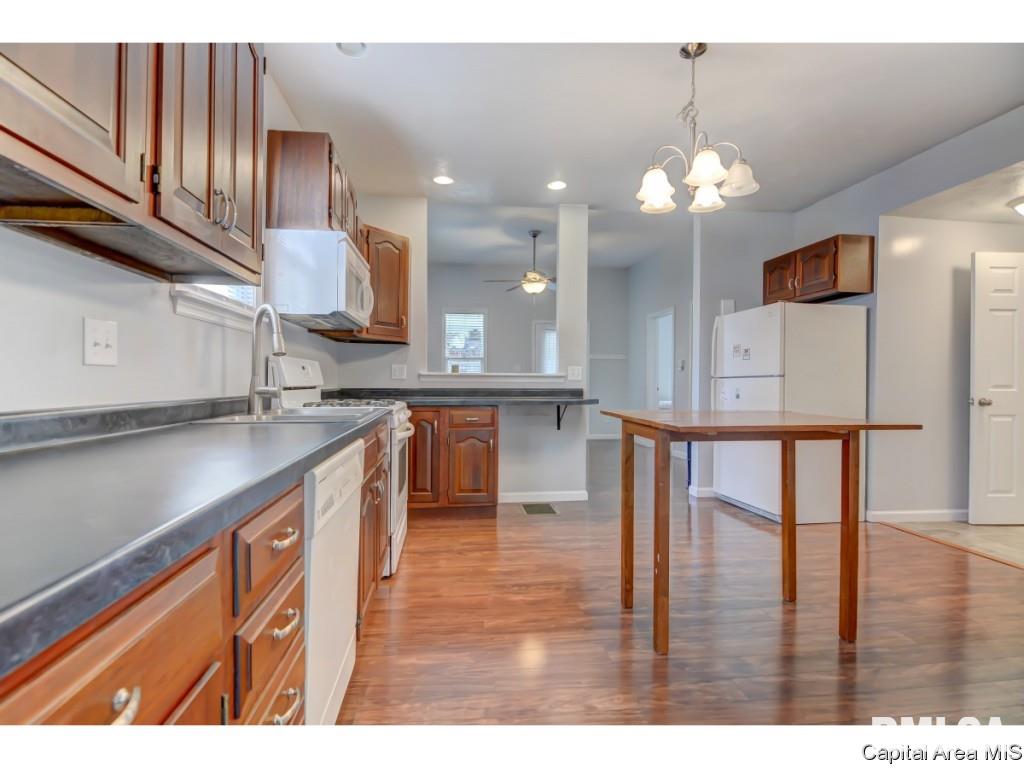 1125 West Elliott Avenue Springfield, IL 62702 - Photo 9 of 31 Gallery Image 9