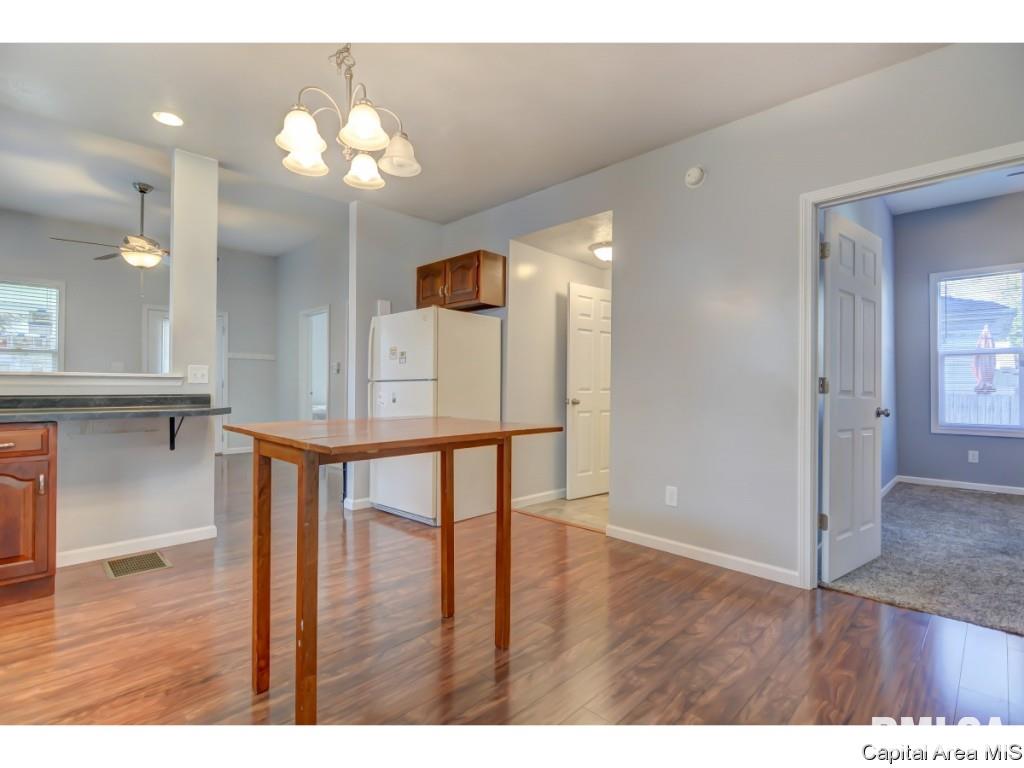 1125 West Elliott Avenue Springfield, IL 62702 - Photo 10 of 31 Gallery Image 10
