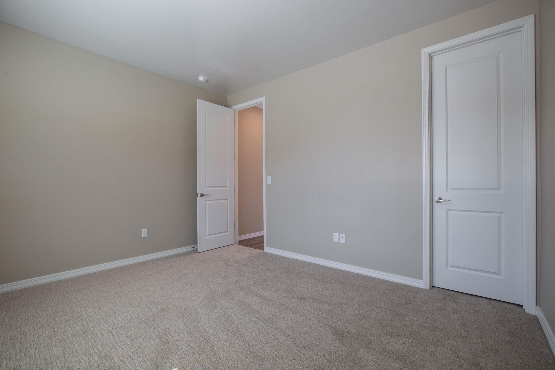 6929 Archer Road Northeast Rio Rancho, NM 87144 - Photo 21 of 27 Gallery Image 21