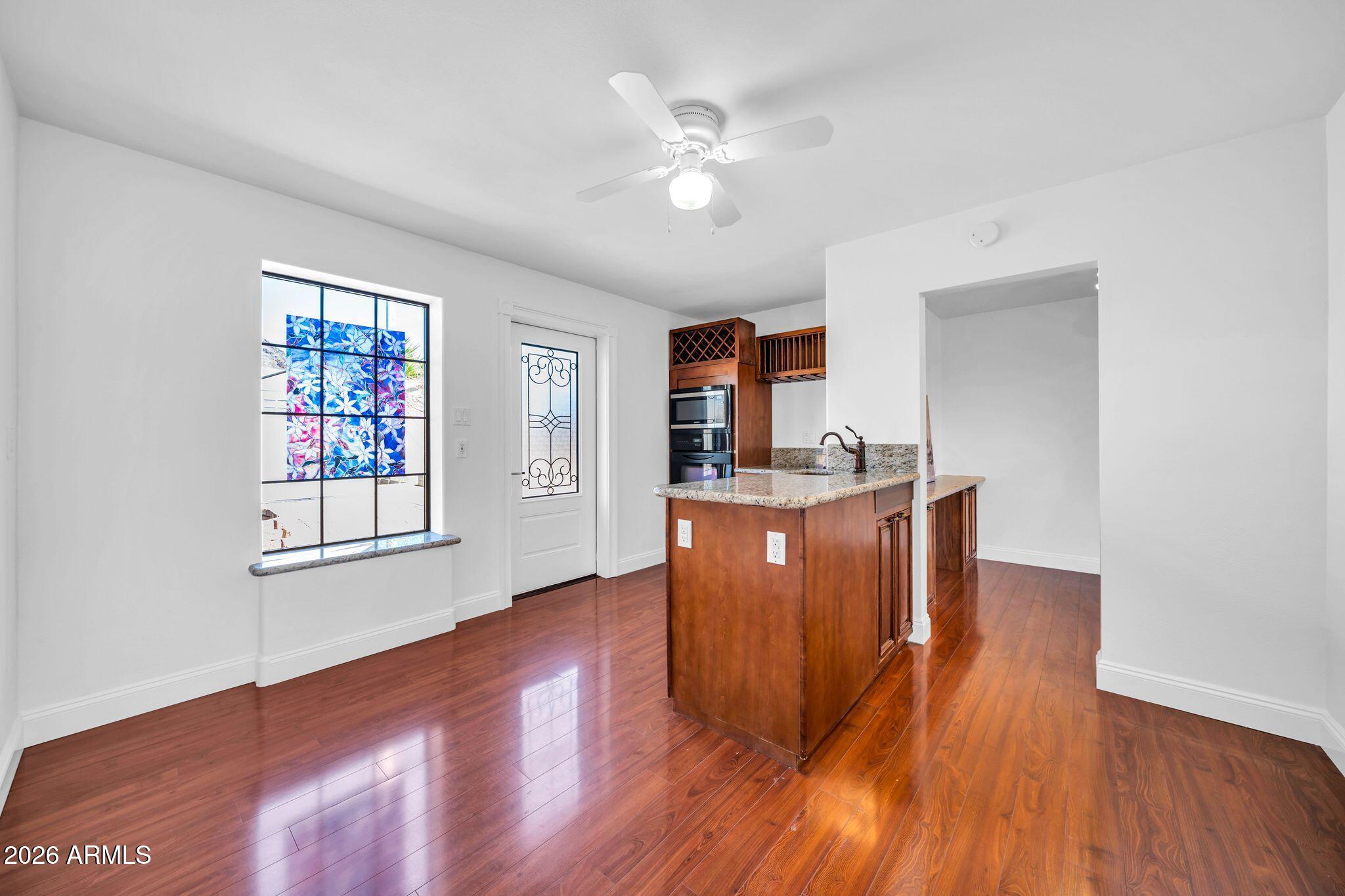 1448 East Royal Palm Road Phoenix, AZ 85020 - Photo 11 of 56