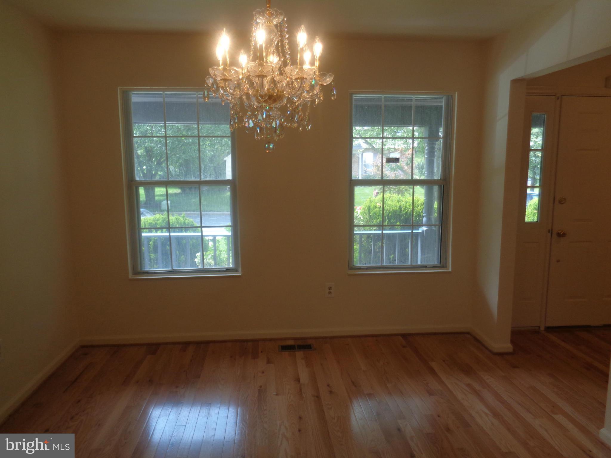 3066 Memory Lane Silver Spring, MD 20904 - Photo 8 of 30 Dining Room