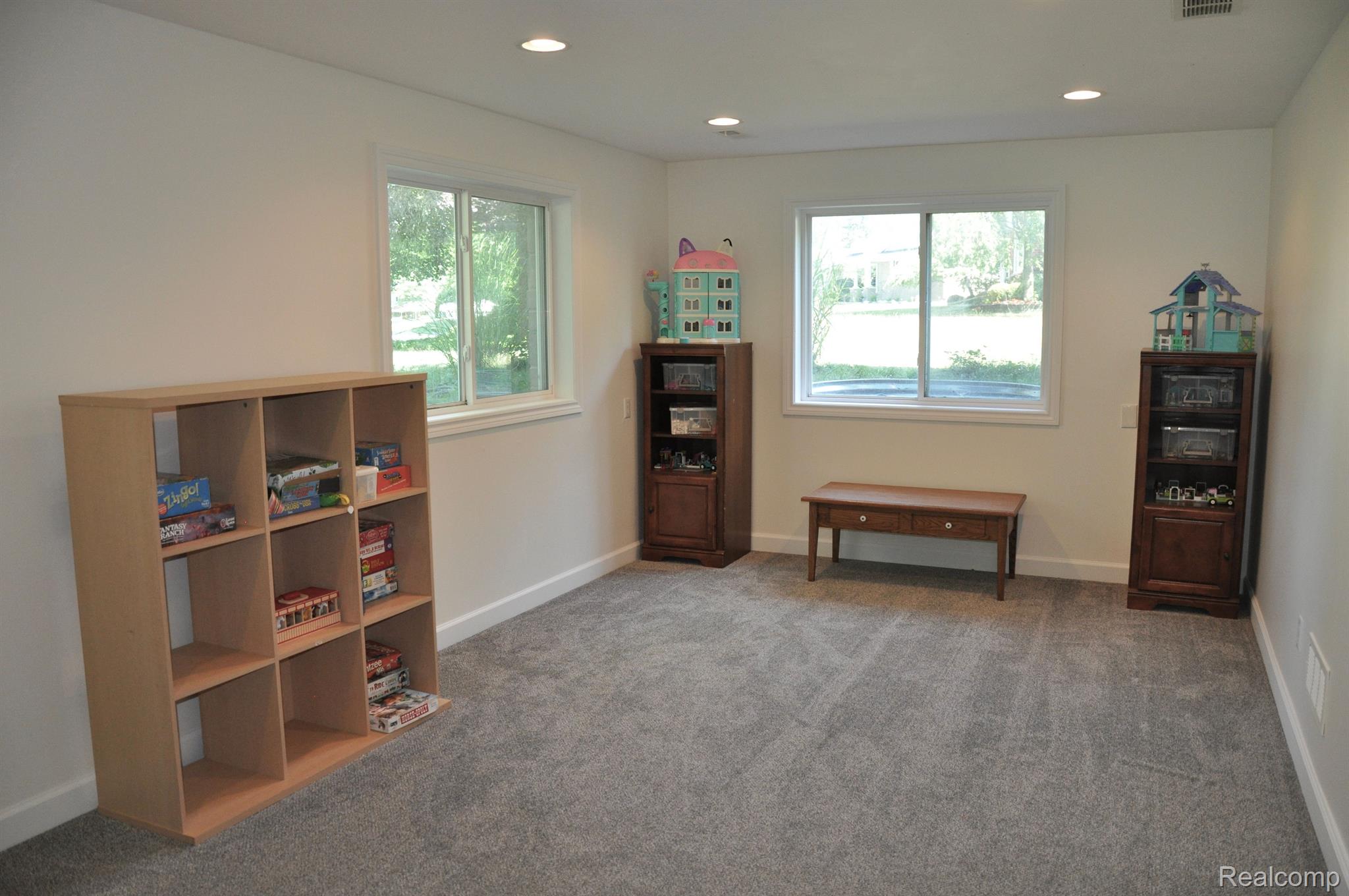 1280 Potomac Drive Rochester, MI 48306 - Photo 14 of 29 Recreation room