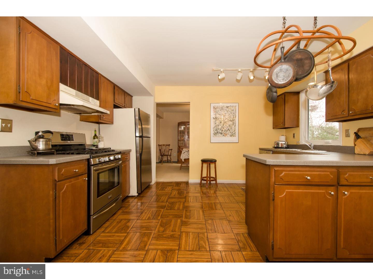 341 Margery Road Yardley, PA 19067 - Photo 11 of 22 Kitchen