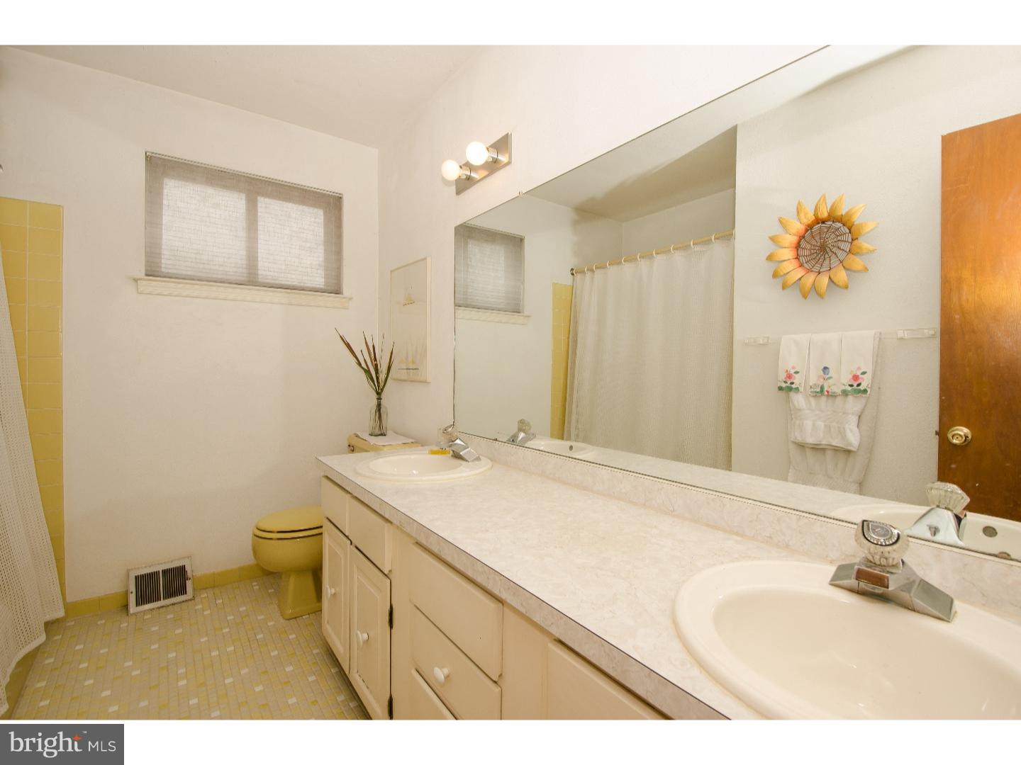 341 Margery Road Yardley, PA 19067 - Photo 18 of 22 Bathroom