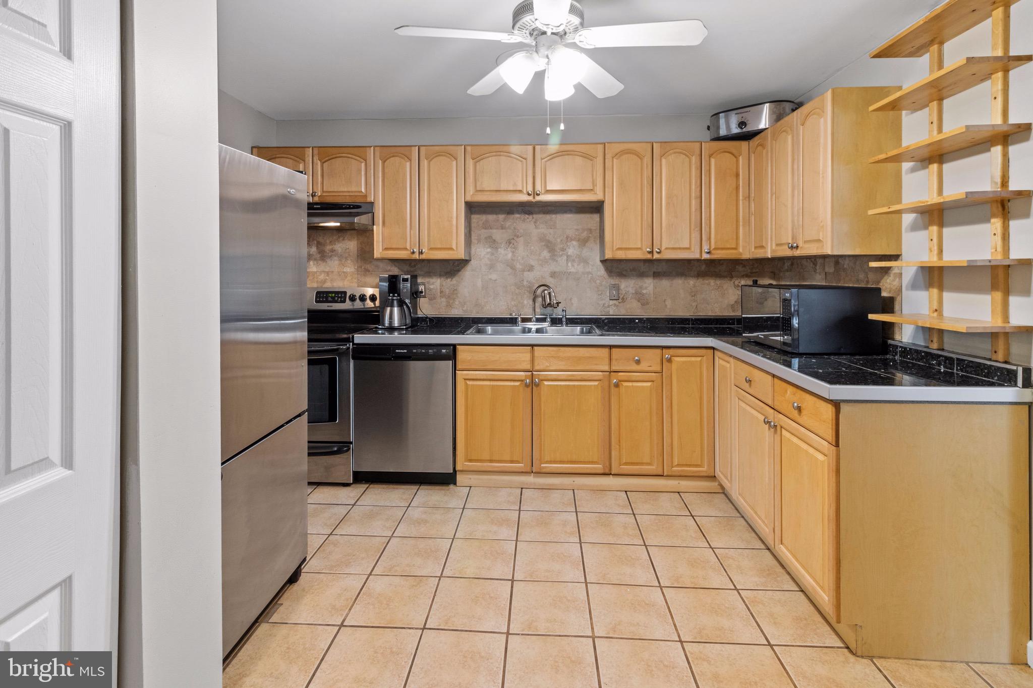 247 Doone Road Fairless Hills, PA 19030 - Photo 8 of 18 Gallery Image 8