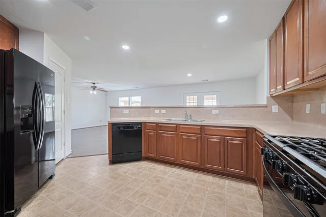 $1,900 | 7734 Pasture Bend Lane, Cypress, TX 77433