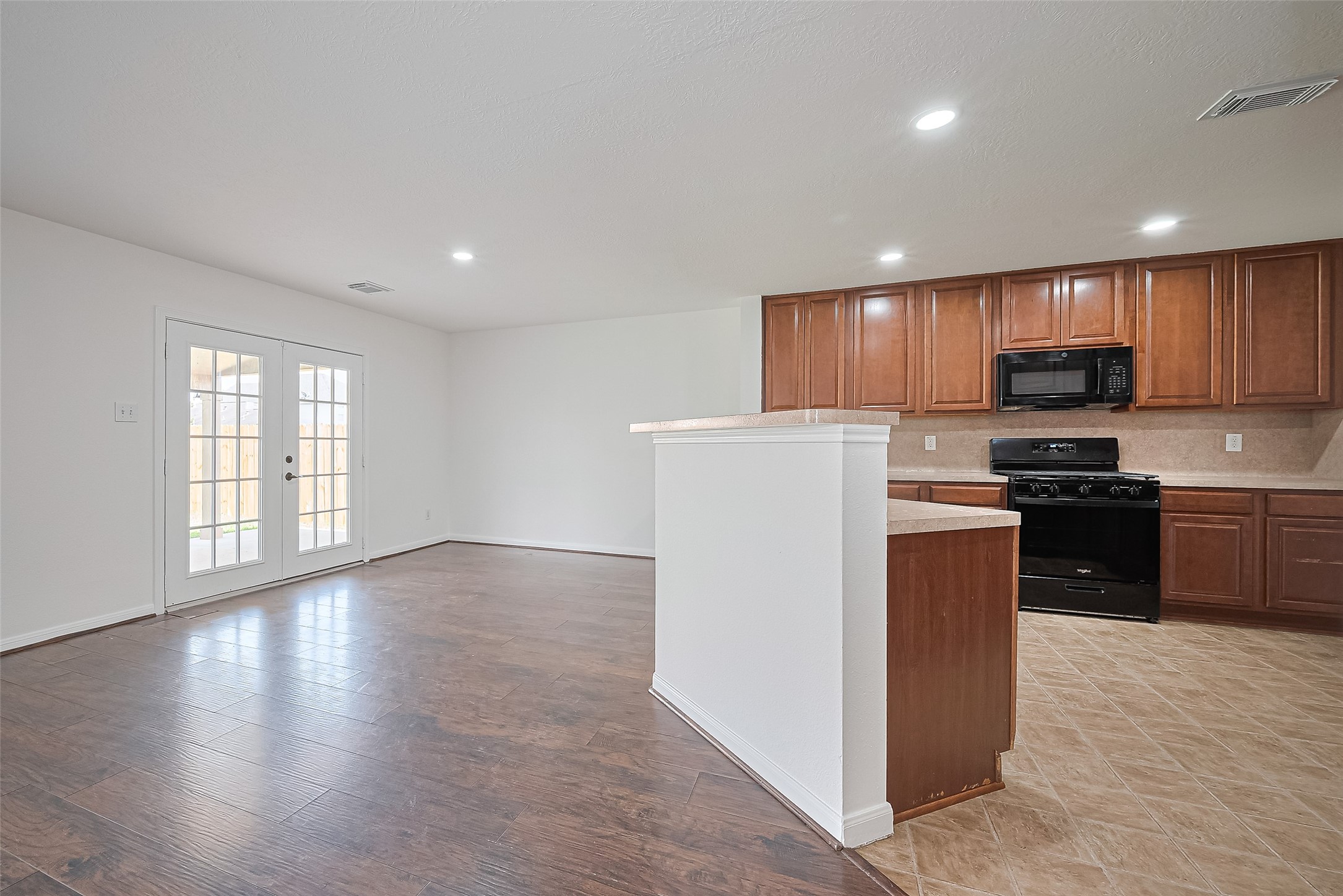 7734 Pasture Bend Lane Cypress, TX 77433 - Photo 10 of 50