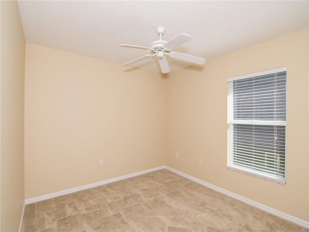 5907 Ridge Lake Circle Vero Beach, FL 32967 - Photo 17 of 36