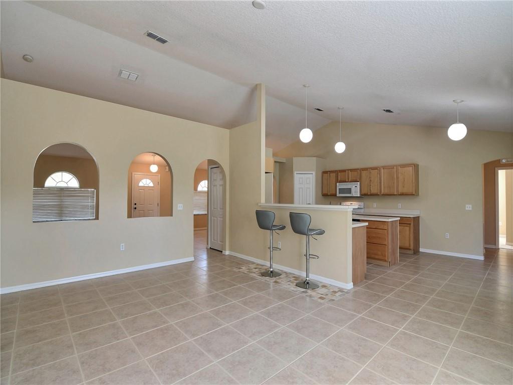 5907 Ridge Lake Circle Vero Beach, FL 32967 - Photo 6 of 36