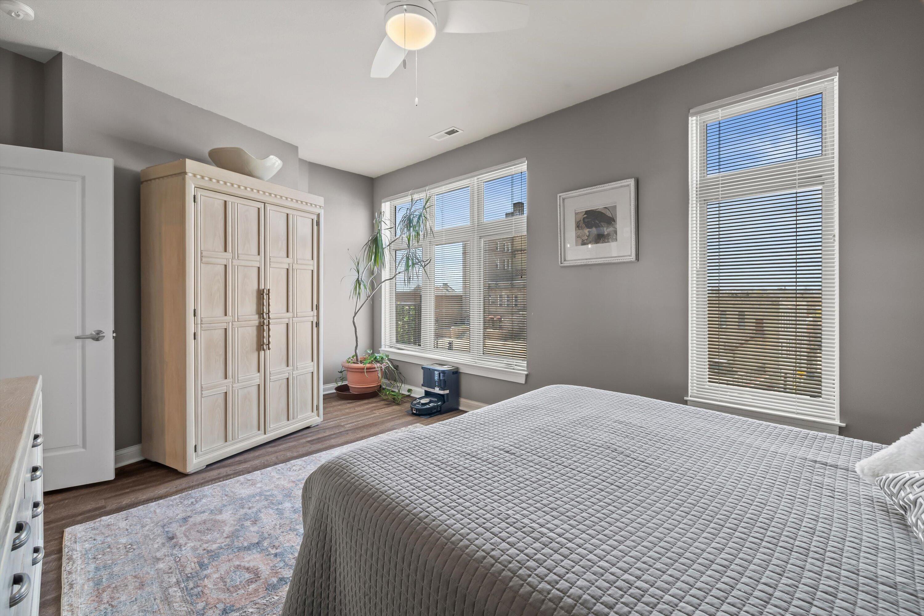 141 Main Street, Unit 418 Racine, WI 53403 - Photo 21 of 28 Imagine waking up to a view every day!