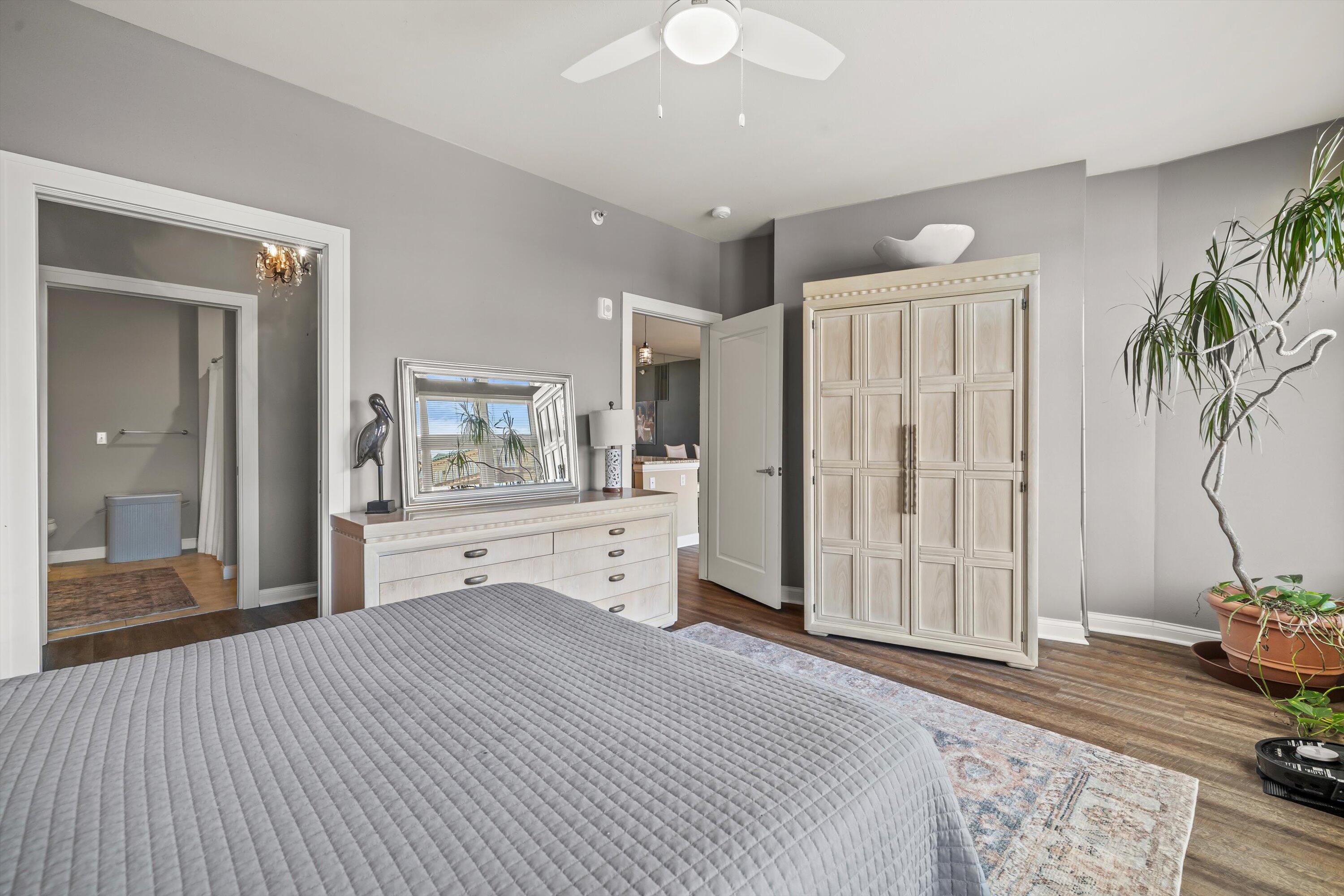 141 Main Street, Unit 418 Racine, WI 53403 - Photo 22 of 28 View 2