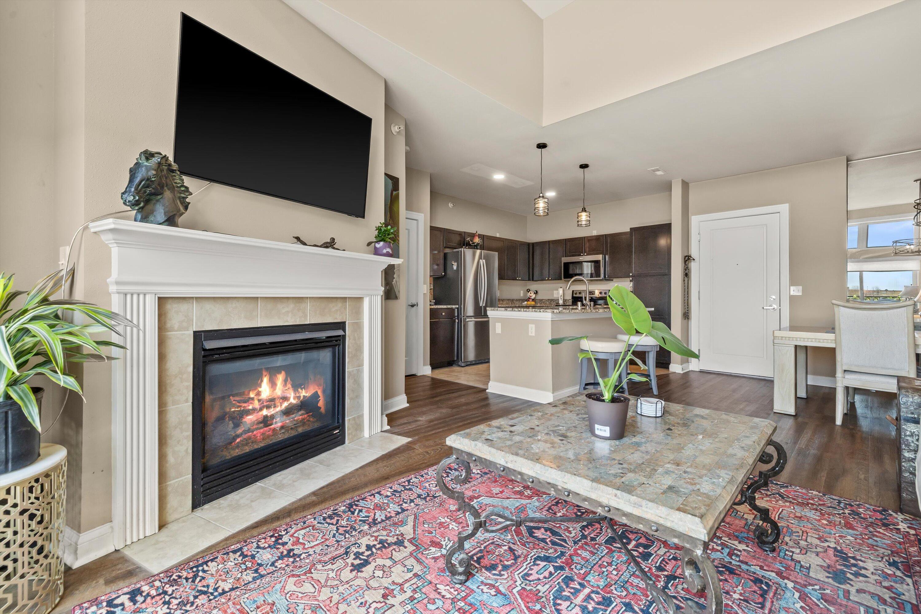 141 Main Street, Unit 418 Racine, WI 53403 - Photo 6 of 28 Open Concept Design