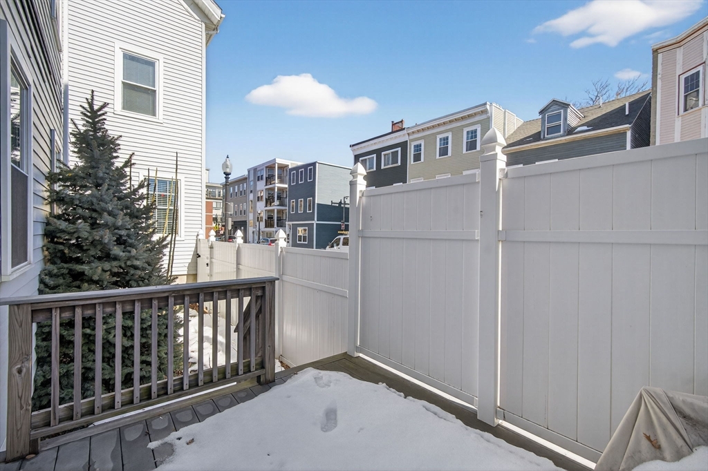 170 West 3rd Street, Unit 1 Boston, MA 02127 - Photo 17 of 28