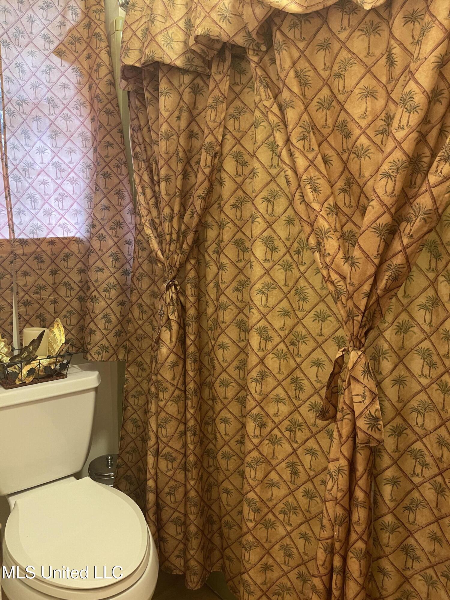 910 Watkins Place Jackson, MS 39206 - Photo 21 of 39 IMG_1693